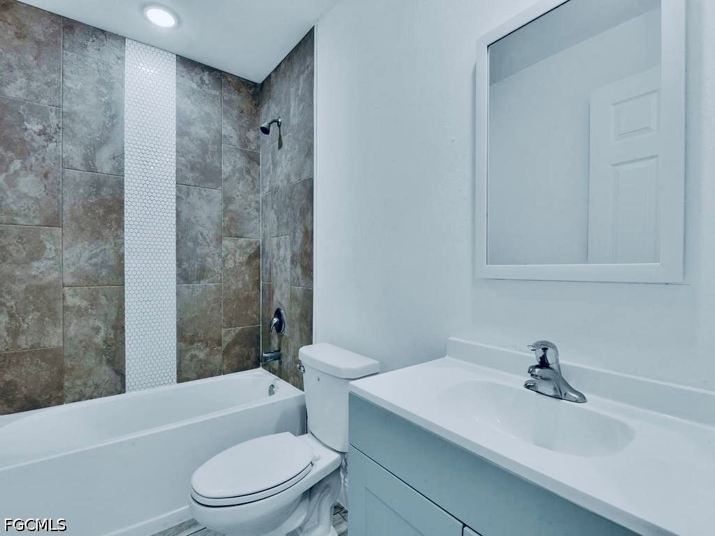 3 Bed Duplex for Sale in Lehigh Acres, photo 30
