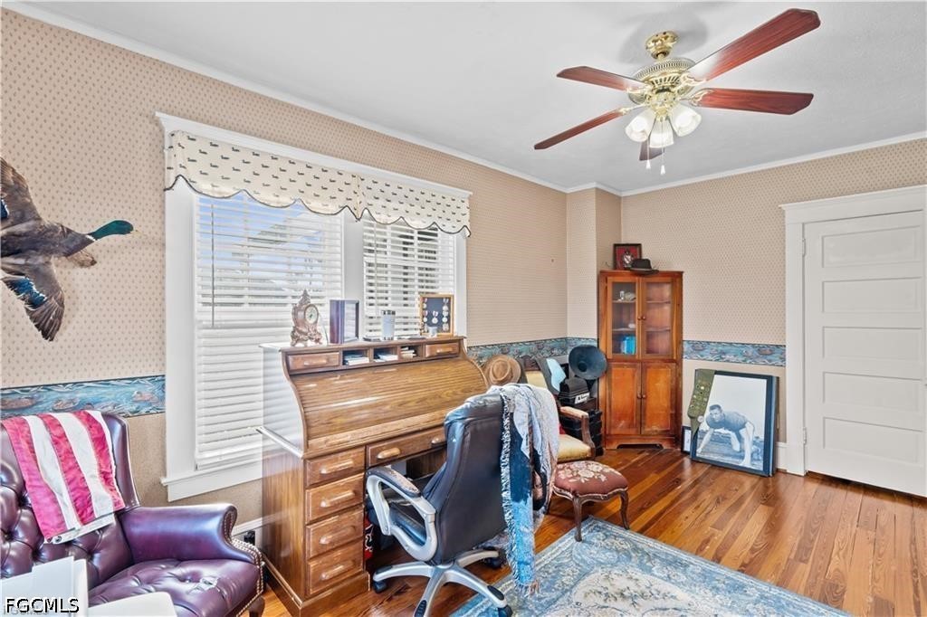 5 Bed Pool Home for Sale in Riverside, photo 30
