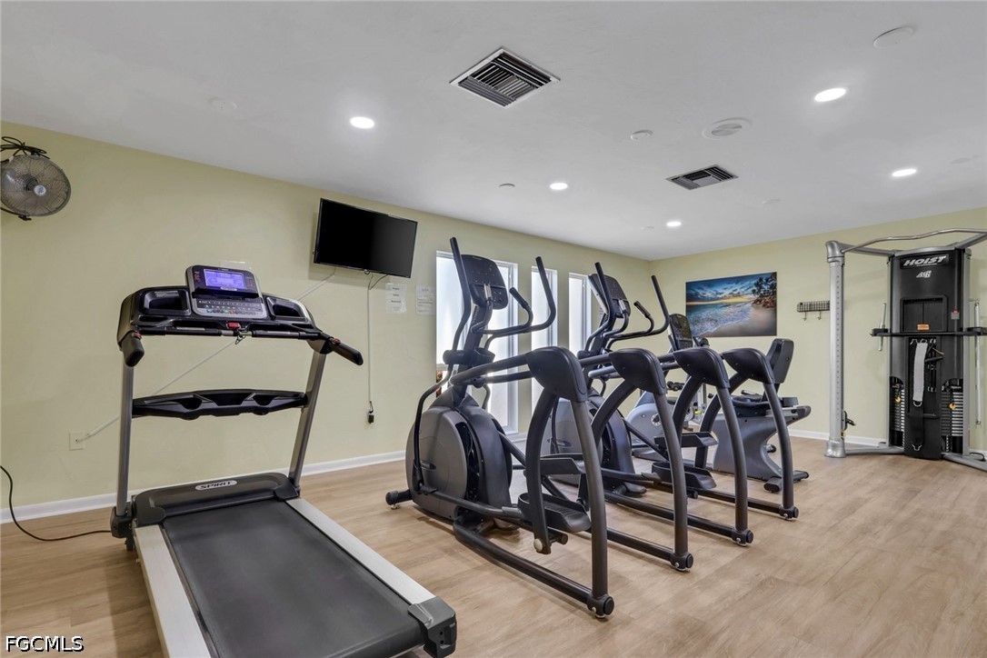 2 Bed Attached for Sale in Fort Myers, photo 30