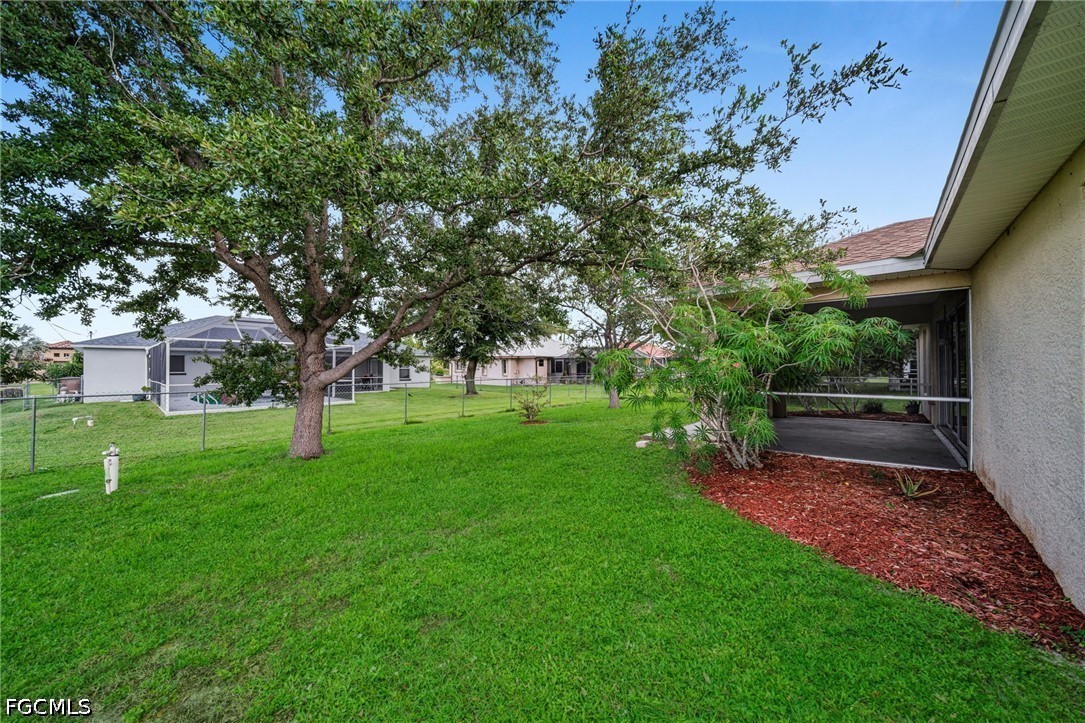 3 Bed SingleFamilyResidence for Sale in Cape Coral, photo 30