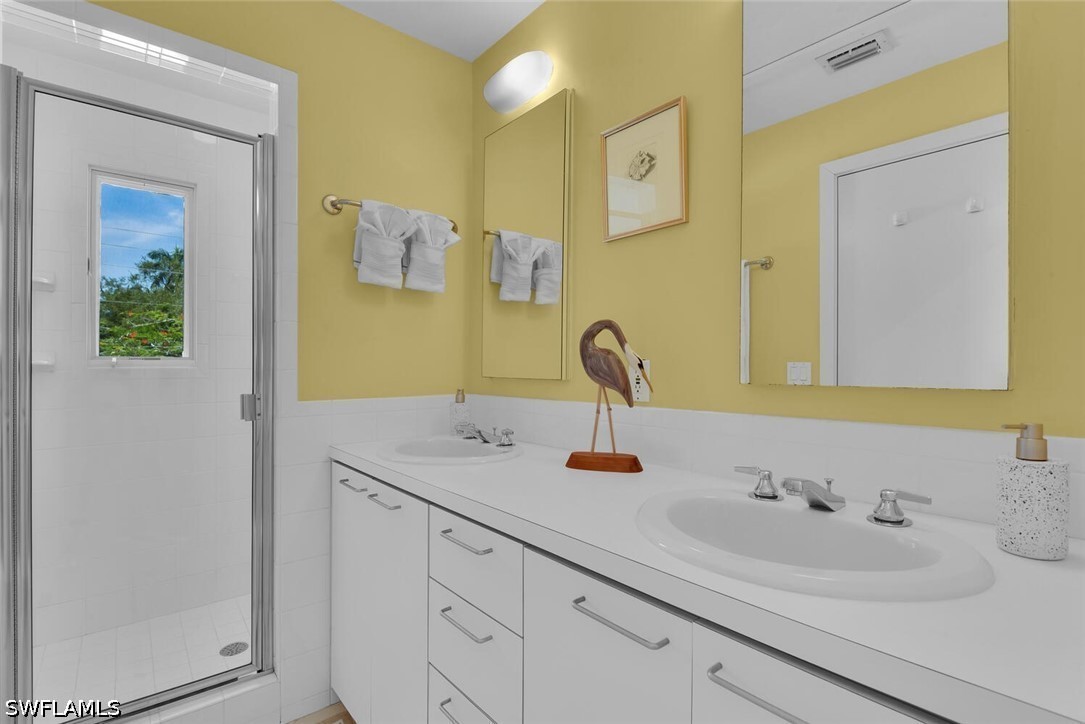 4 Bed SingleFamilyResidence for Sale in Naples, photo 30