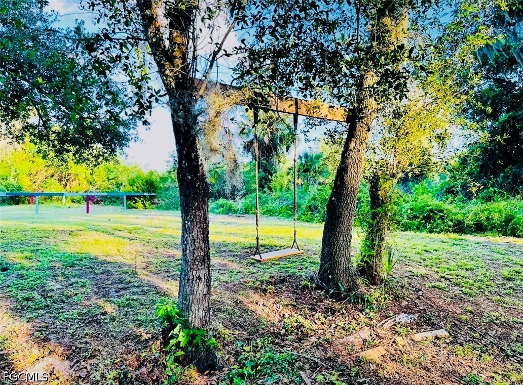 3 Bed Pool Home for Sale in Fort Denaud Acres, photo 30