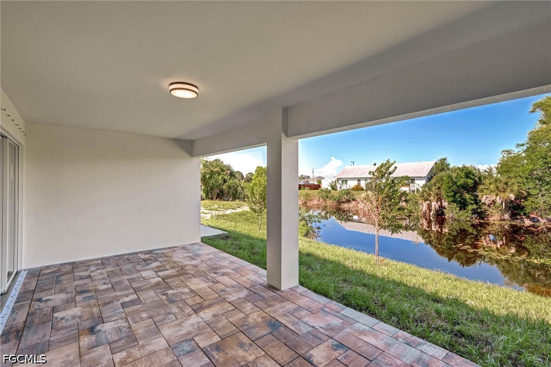 4 Bed Waterfront Home for Sale in Gator Circle, photo 30