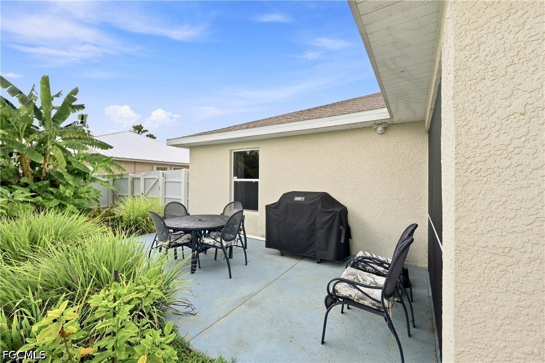 3 Bed SingleFamilyResidence for Sale in Cape Coral, photo 30