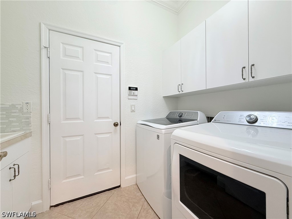 3 Bed Pool Home for Sale in Madison Park, photo 30