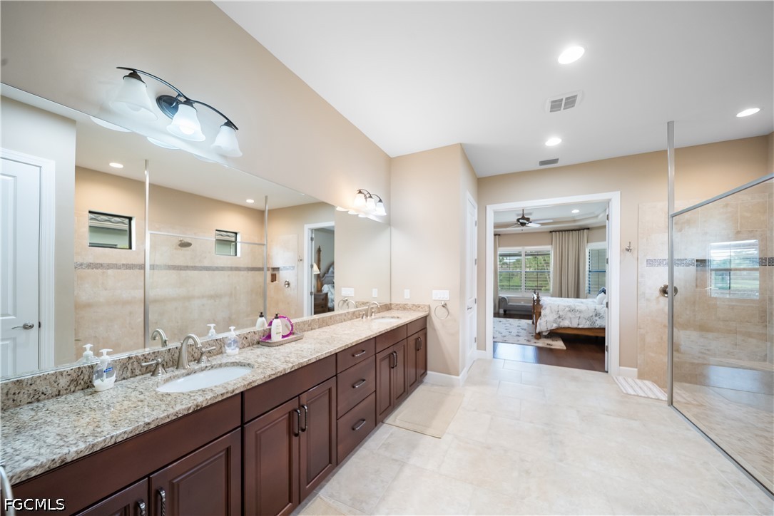 3 Bed Pool Home for Sale in Esplanade, photo 30