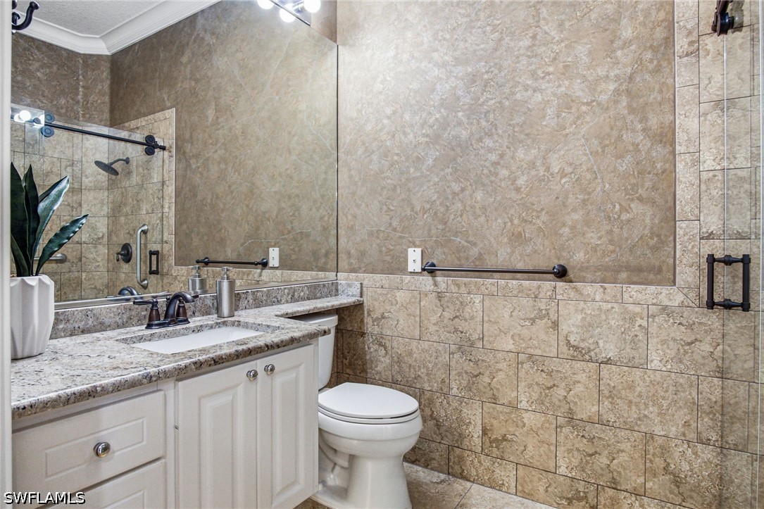 3 Bed Pool Home for Sale in Island Walk, photo 30