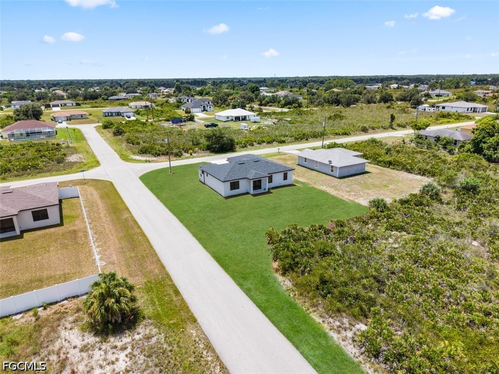 3 Bed SingleFamilyResidence for Sale in Lehigh Acres, photo 30
