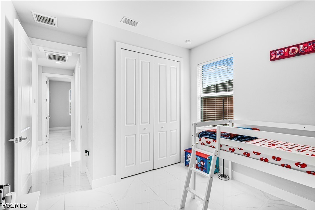 3 Bed SingleFamilyResidence for Sale in Cape Coral, photo 30