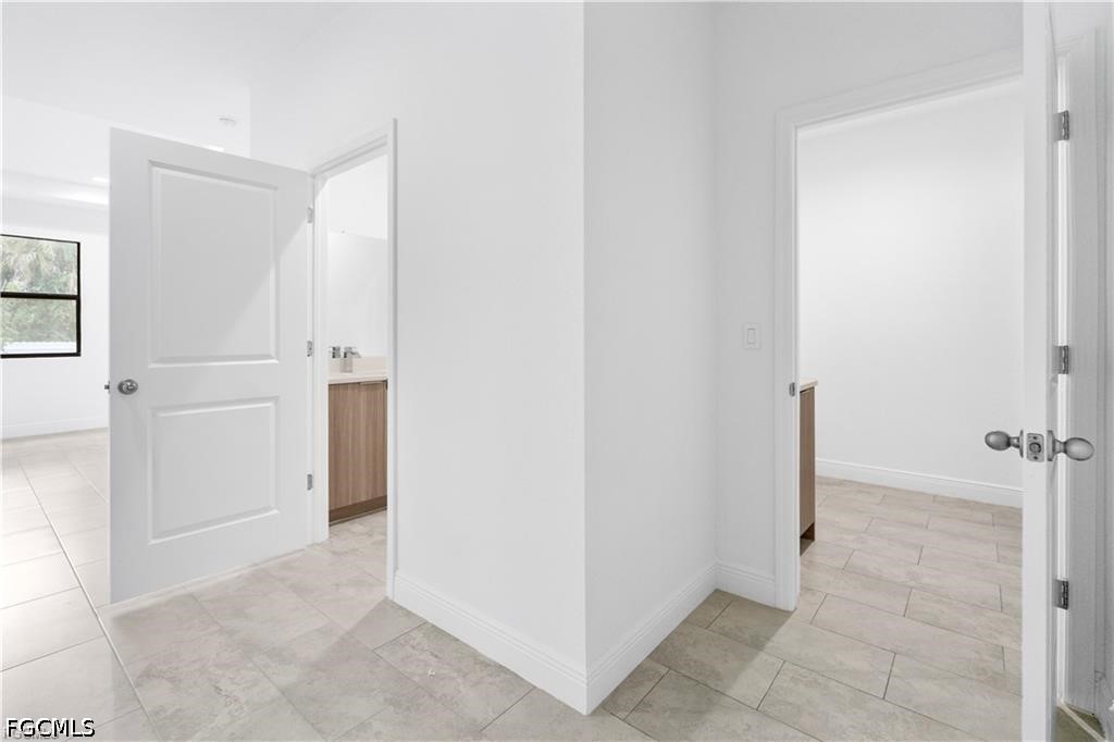 3 Bed SingleFamilyResidence for Sale in Port Labelle, photo 30