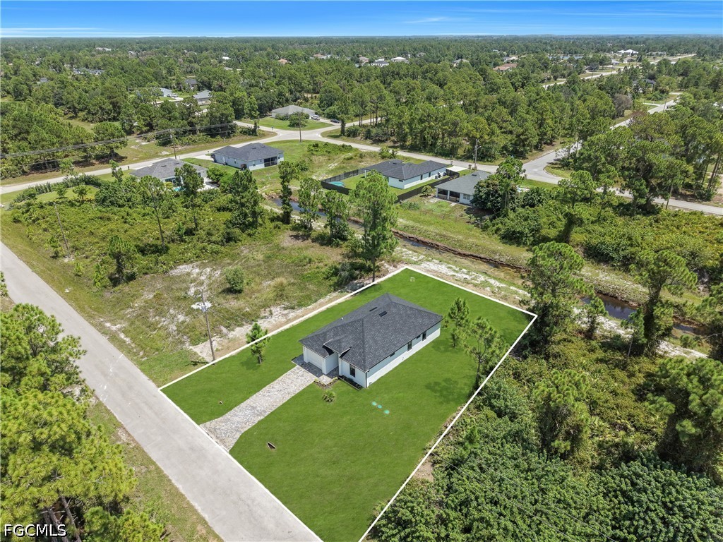 3 Bed SingleFamilyResidence for Sale in Lehigh Acres, photo 30