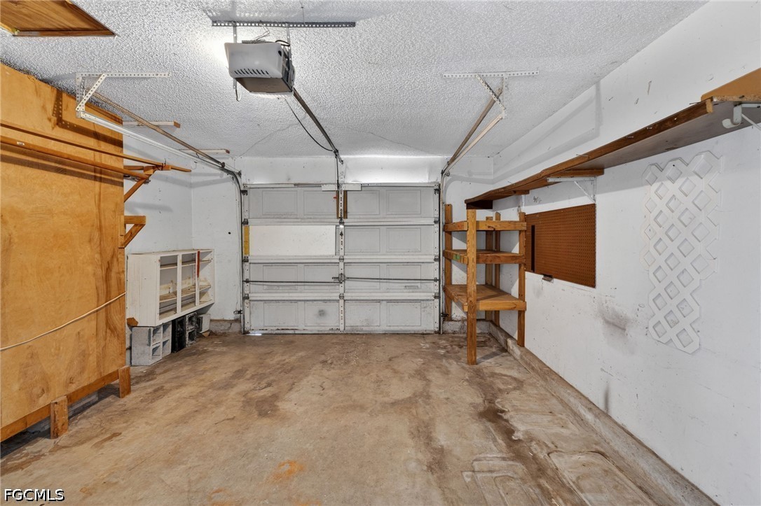 3 Bed SingleFamilyResidence for Sale in Cape Coral, photo 30