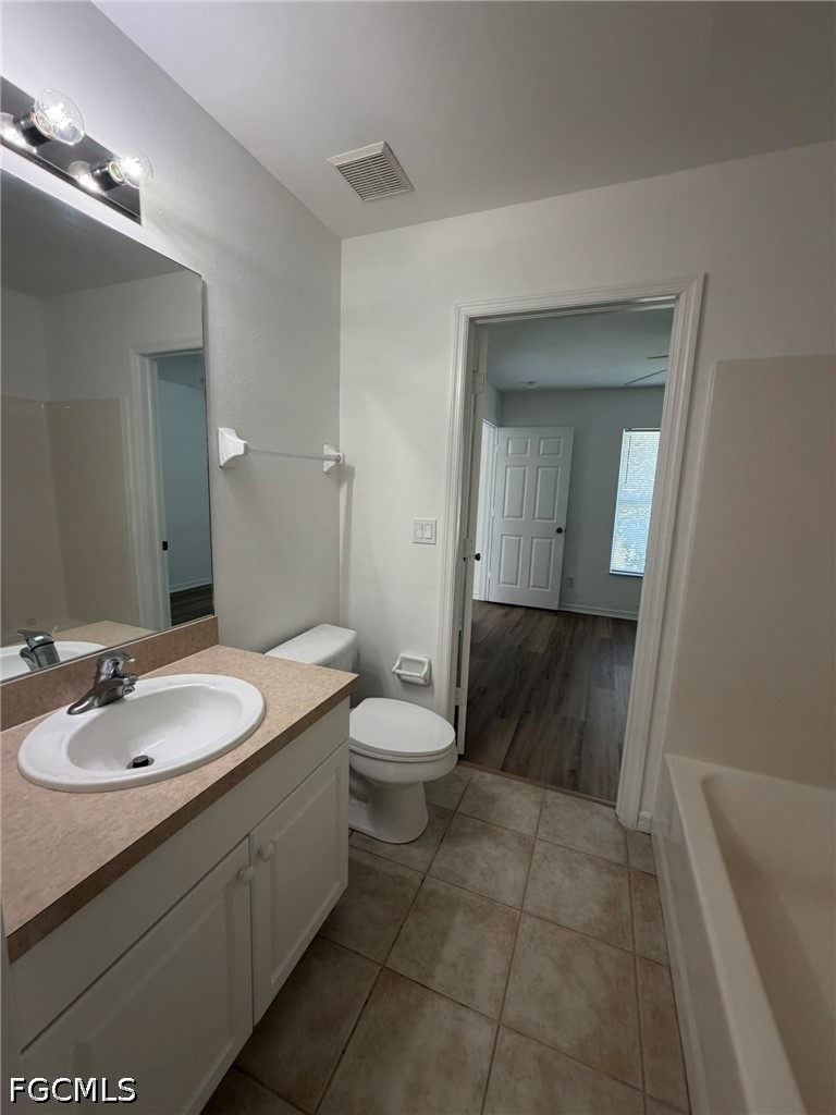 3 Bed SingleFamilyResidence for Sale in Cape Coral, photo 30