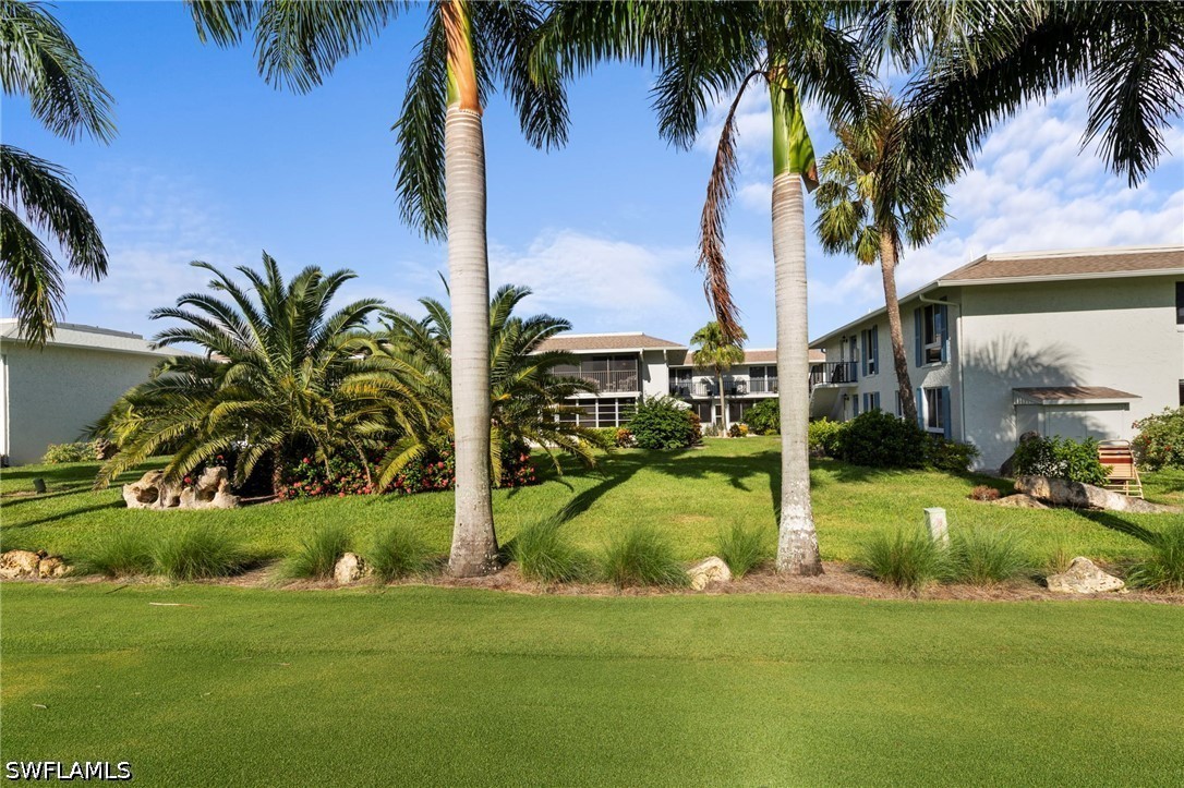 2 Bed Condominium for Sale in Naples, photo 30