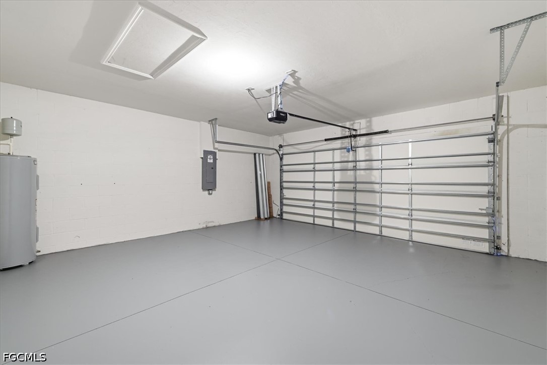 3 Bed SingleFamilyResidence for Sale in Cape Coral, photo 30