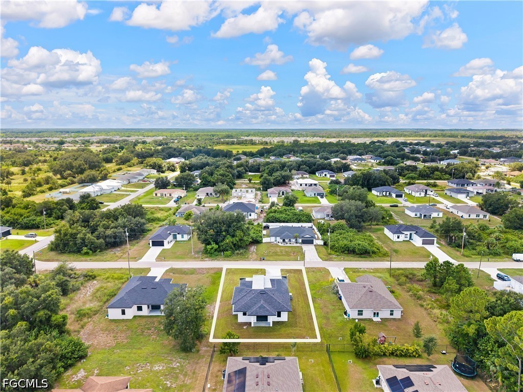 4 Bed SingleFamilyResidence for Sale in Lehigh Acres, photo 30