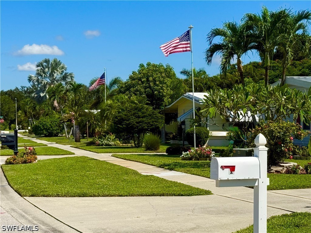 2 Bed ManufacturedHome for Sale in Naples, photo 30