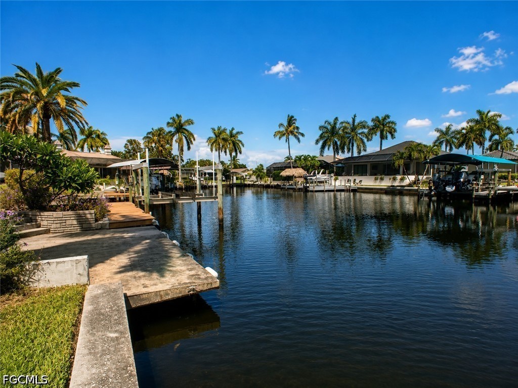 3 Bed Pool Home for Sale in Cape Coral, photo 30