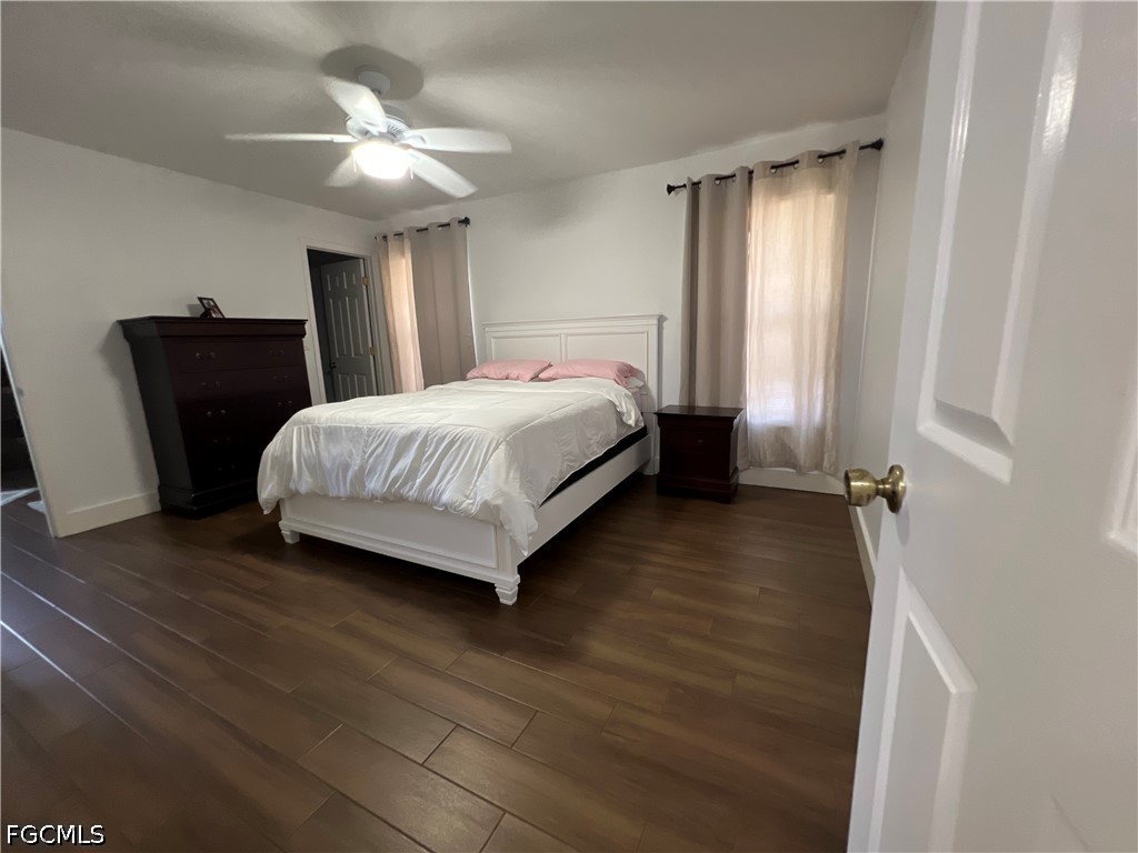 3 Bed SingleFamilyResidence for Sale in Cape Coral, photo 30
