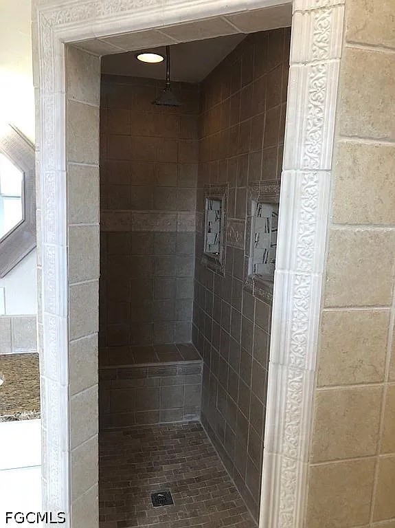4 Bed SingleFamilyResidence for Sale in Harbor Heights, photo 30