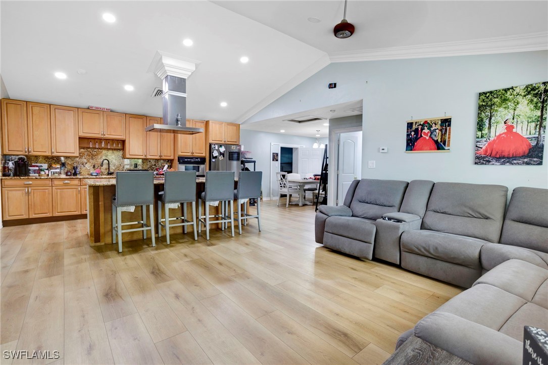 4 Bed SingleFamilyResidence for Sale in Naples, photo 4