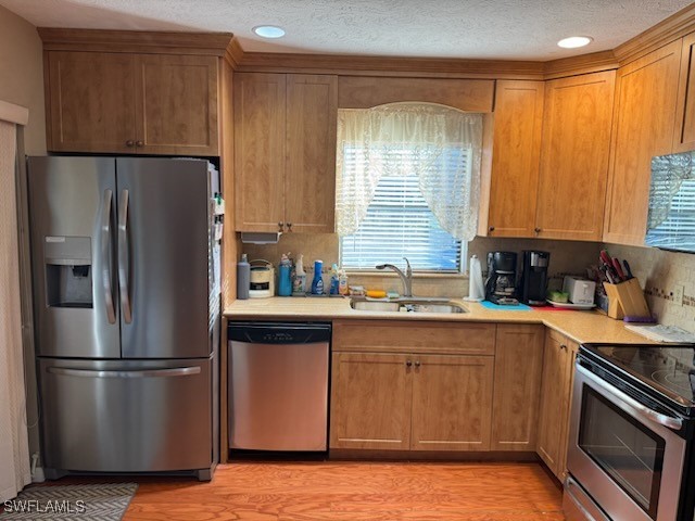 2 Bed Pool Home for Sale in Clewiston, photo 4