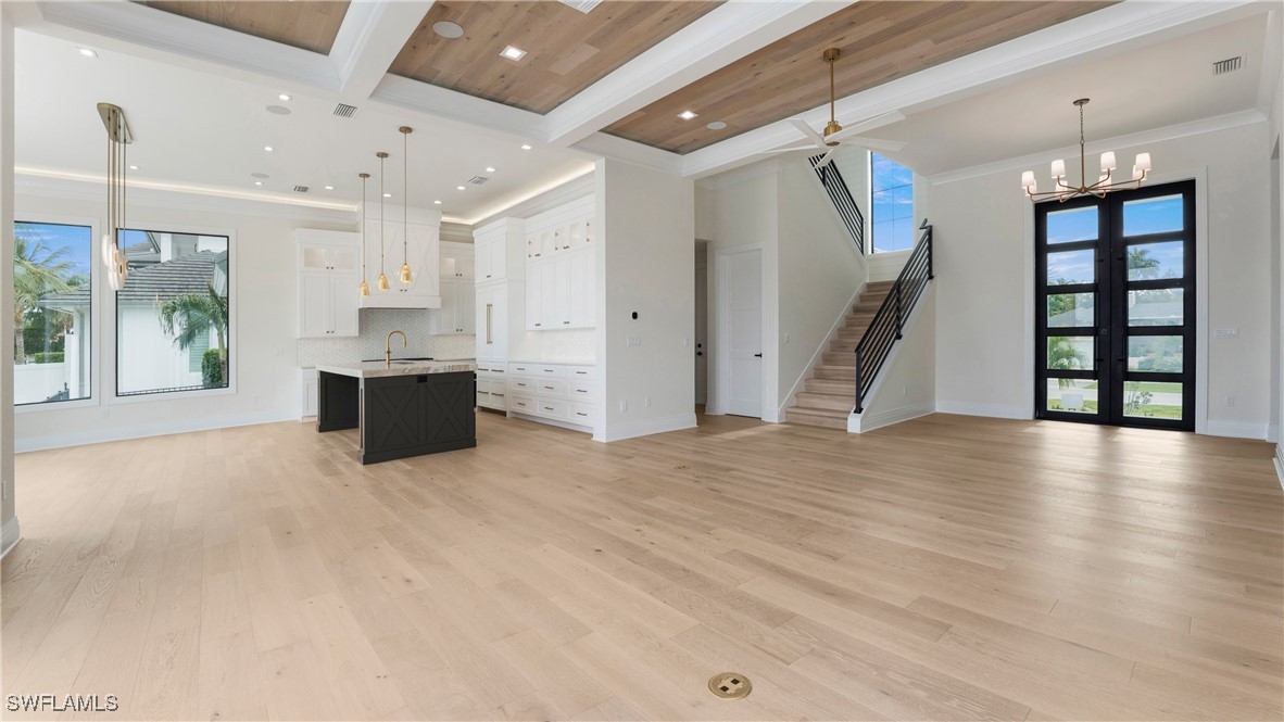 4 Bed Pool Home for Sale in Marco Island, photo 4