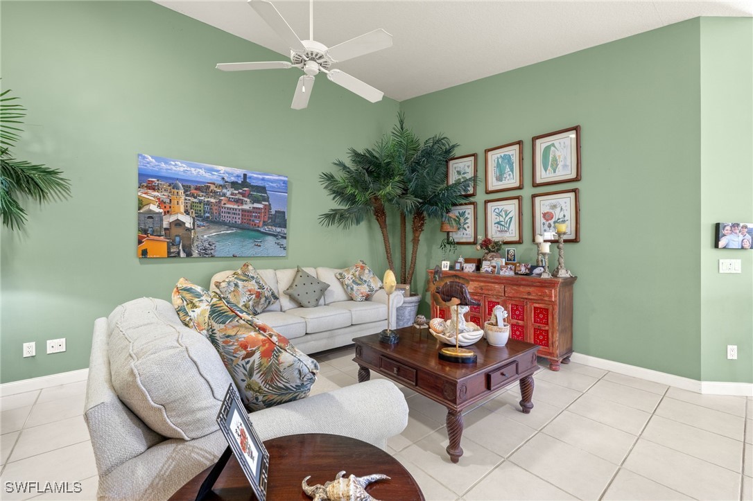 2 Bed Pool Home for Sale in Verona Walk, photo 4