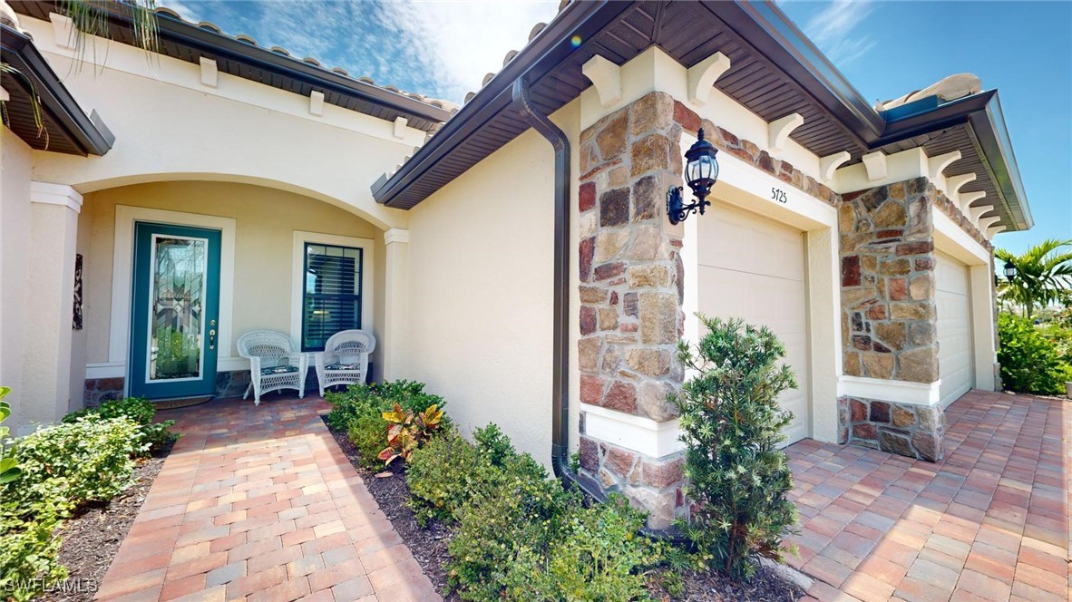 3 Bed Pool Home for Sale in Del Webb, photo 4