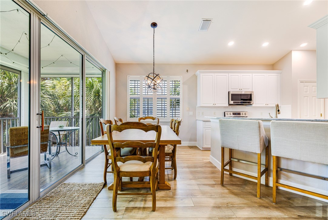 3 Bed Condominium for Sale in Turtle Point, photo 4