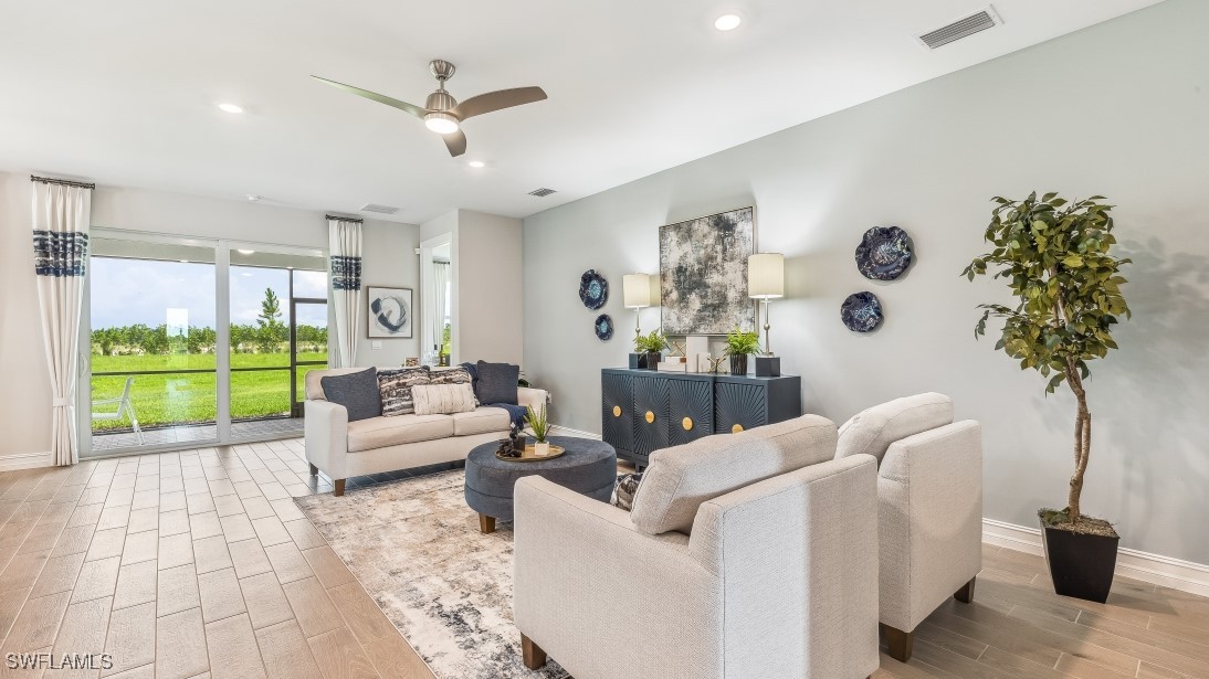 3 Bed Waterfront Home for Sale in Punta Gorda, photo 4