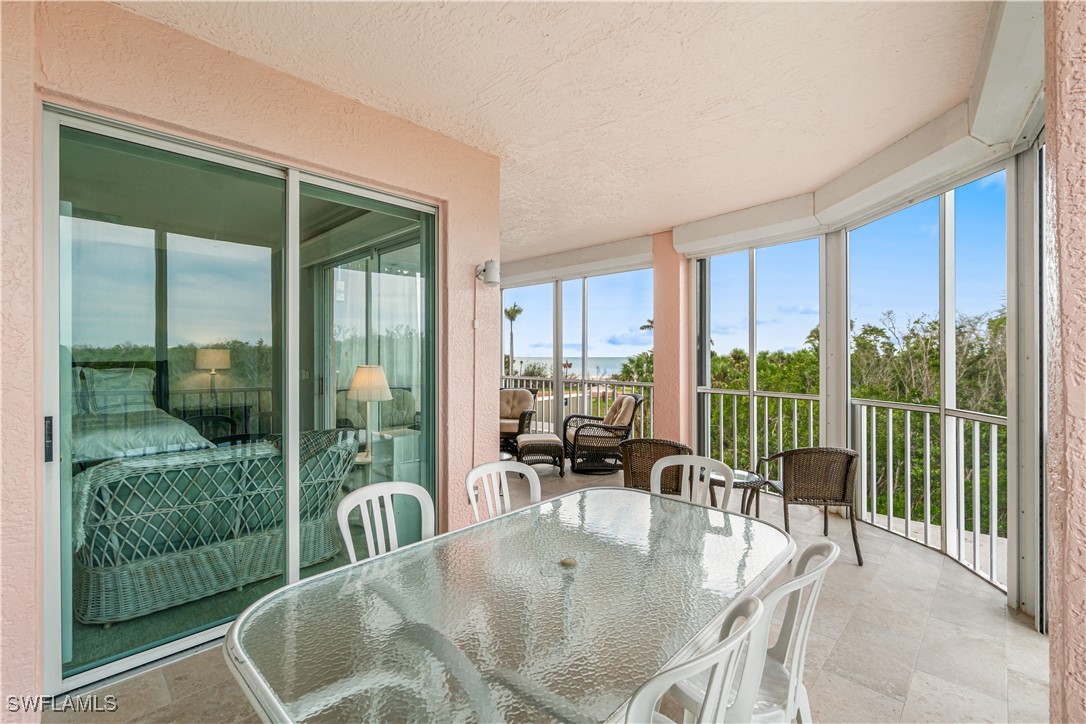 3 Bed Waterfront Home for Sale in Barefoot Beach Club, photo 4