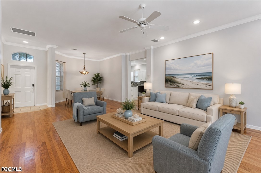 3 Bed Pool Home for Sale in Fort Myers, photo 4