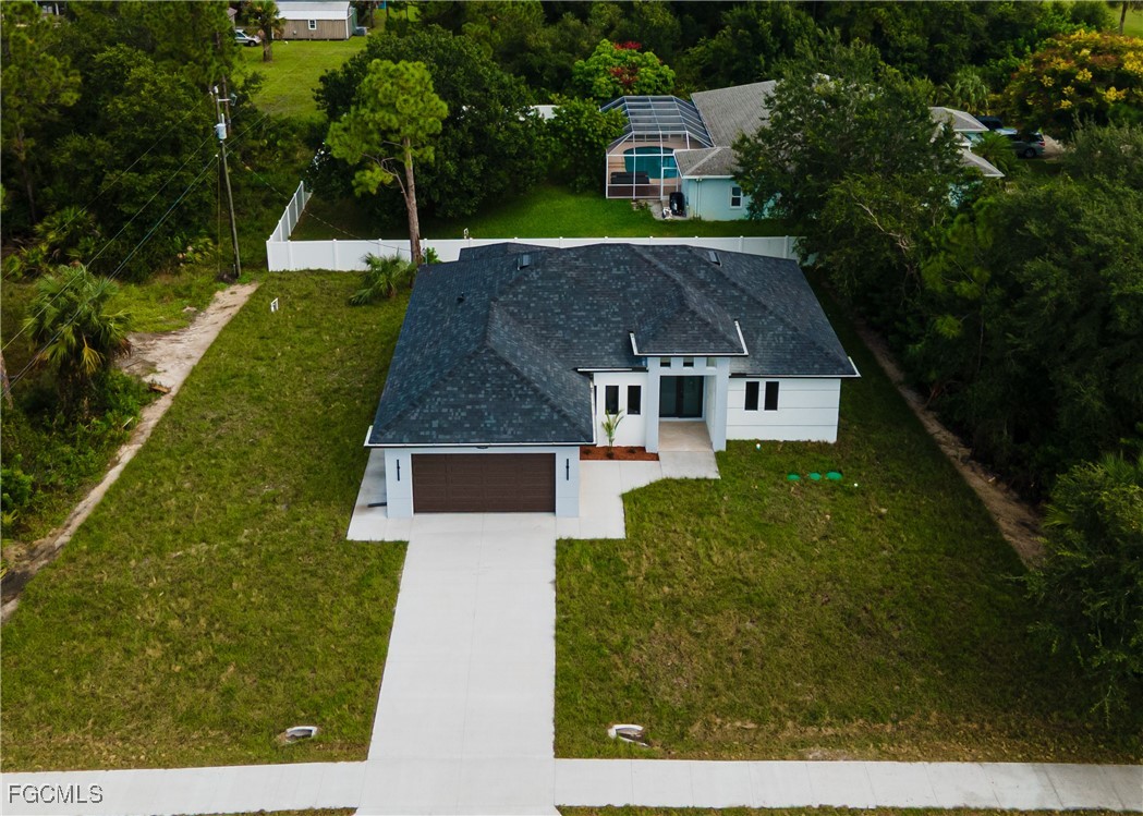 3 Bed SingleFamilyResidence for Sale in Lehigh Acres, photo 4