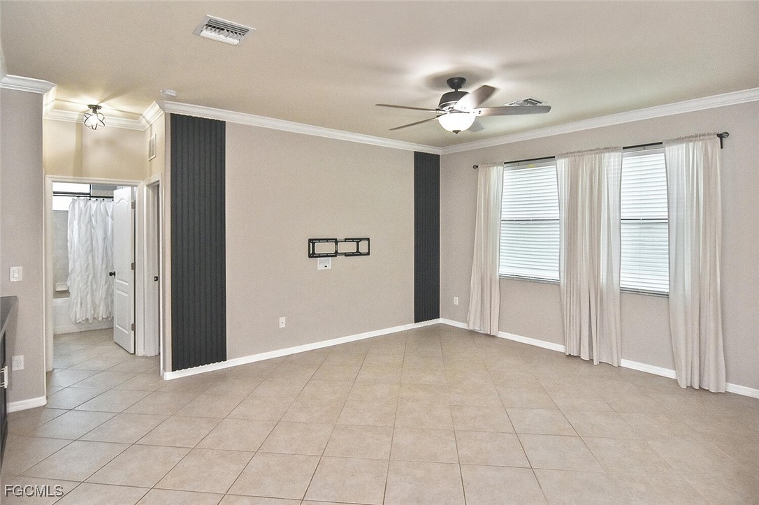 5 Bed Pool Home for Sale in Promenade West, photo 4