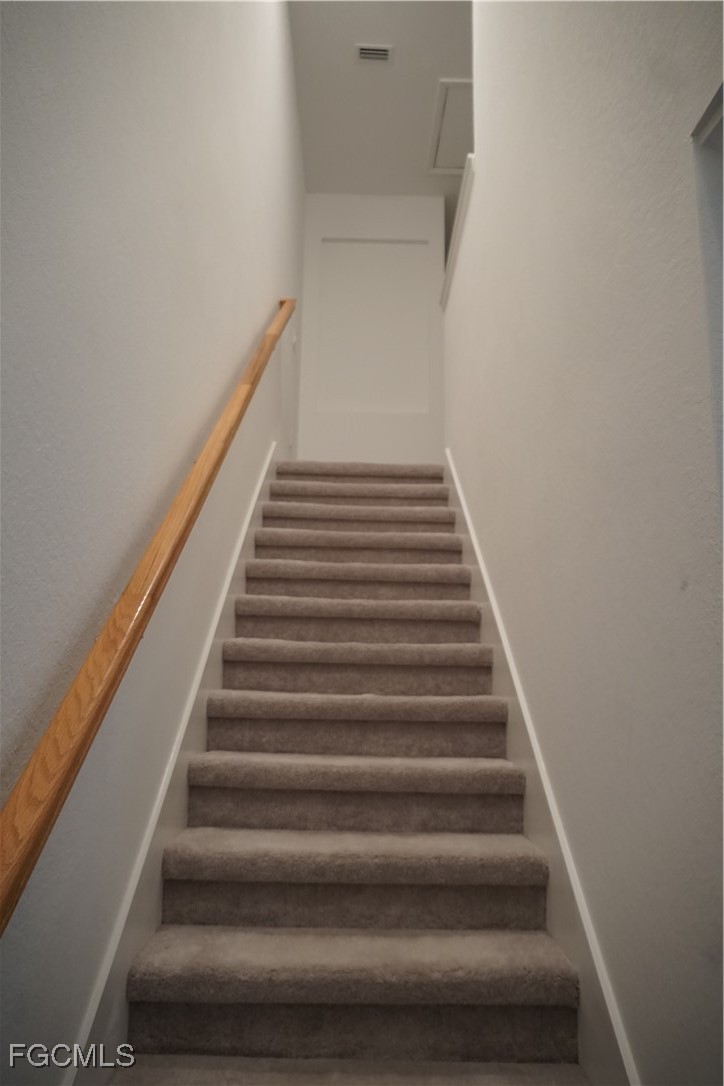 3 Bed Townhouse for Sale in Fort Myers, photo 4