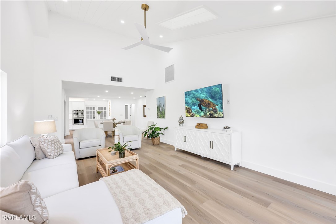 2 Bed Attached for Sale in Water Oaks, photo 4