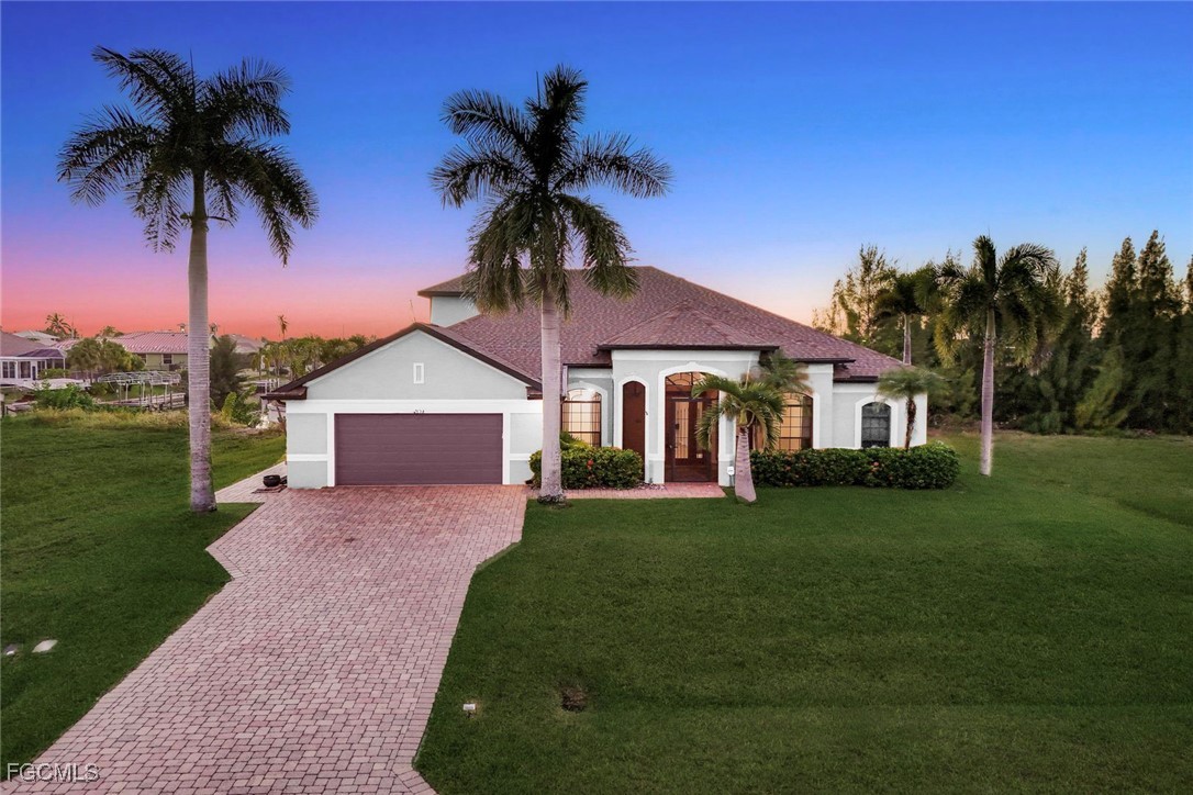 4 Bed Pool Home for Sale in Cape Coral, photo 4