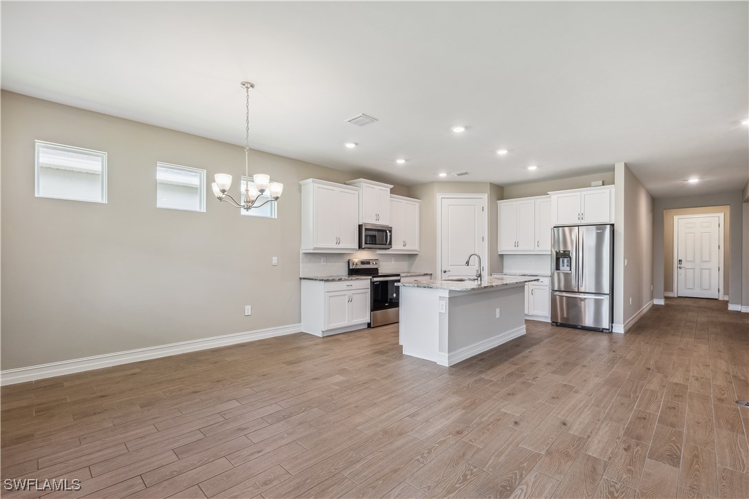 3 Bed SingleFamilyResidence for Sale in Palmetto Landing, photo 4