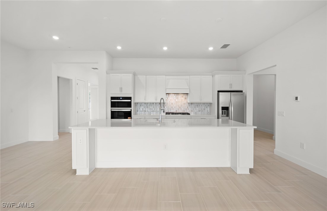 3 Bed Waterfront Home for Sale in Terrawalk, photo 4