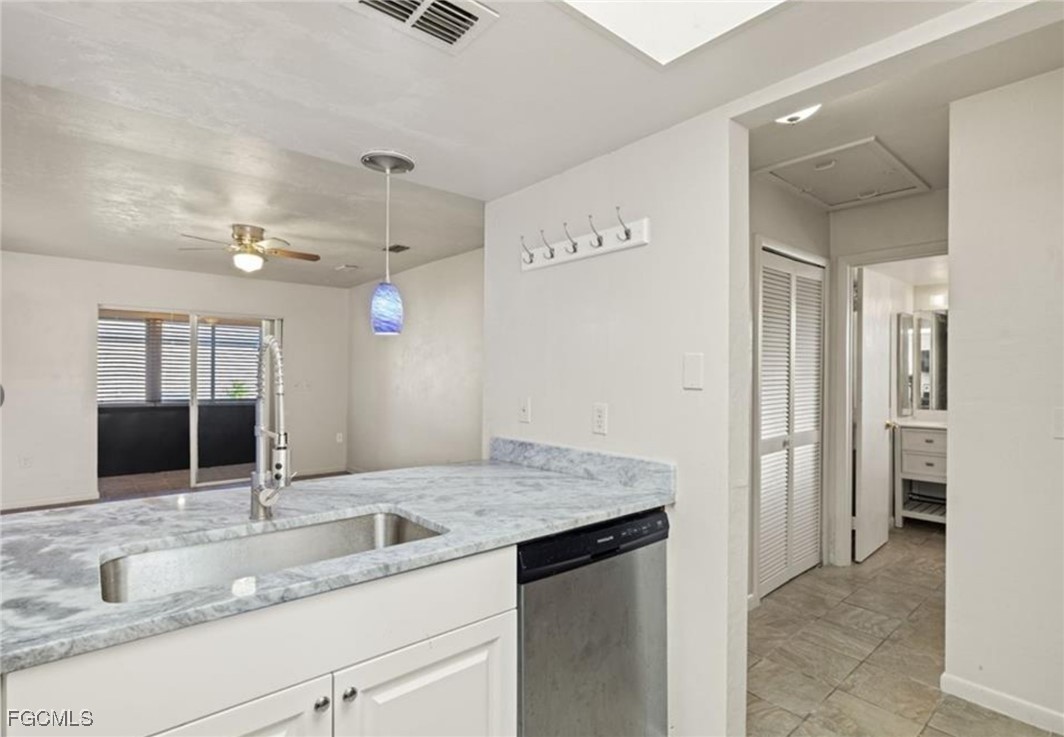 1 Bed Condominium for Sale in Cape Coral, photo 4
