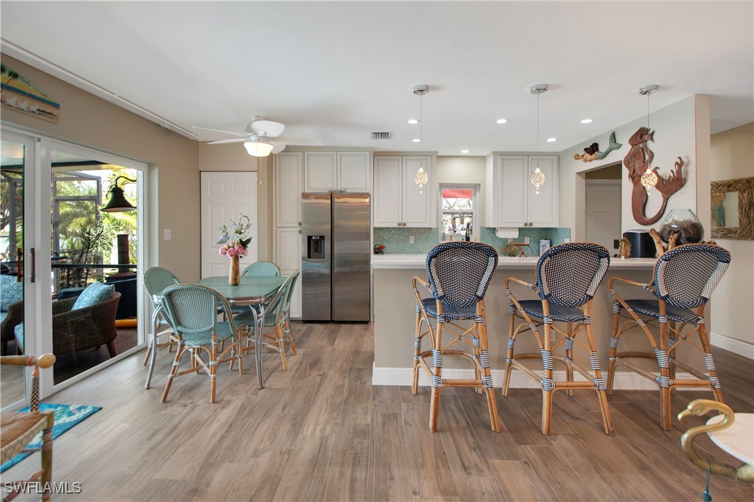 2 Bed Pool Home for Sale in Isles Of Capri, photo 4