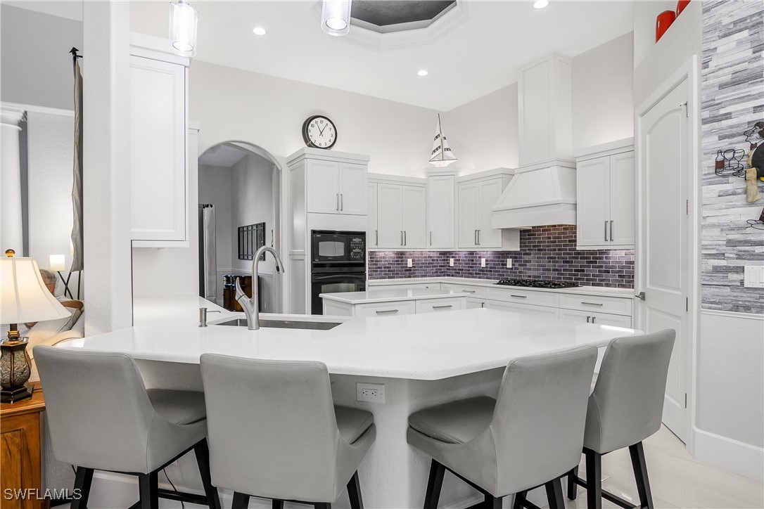3 Bed Pool Home for Sale in Veridian, photo 4