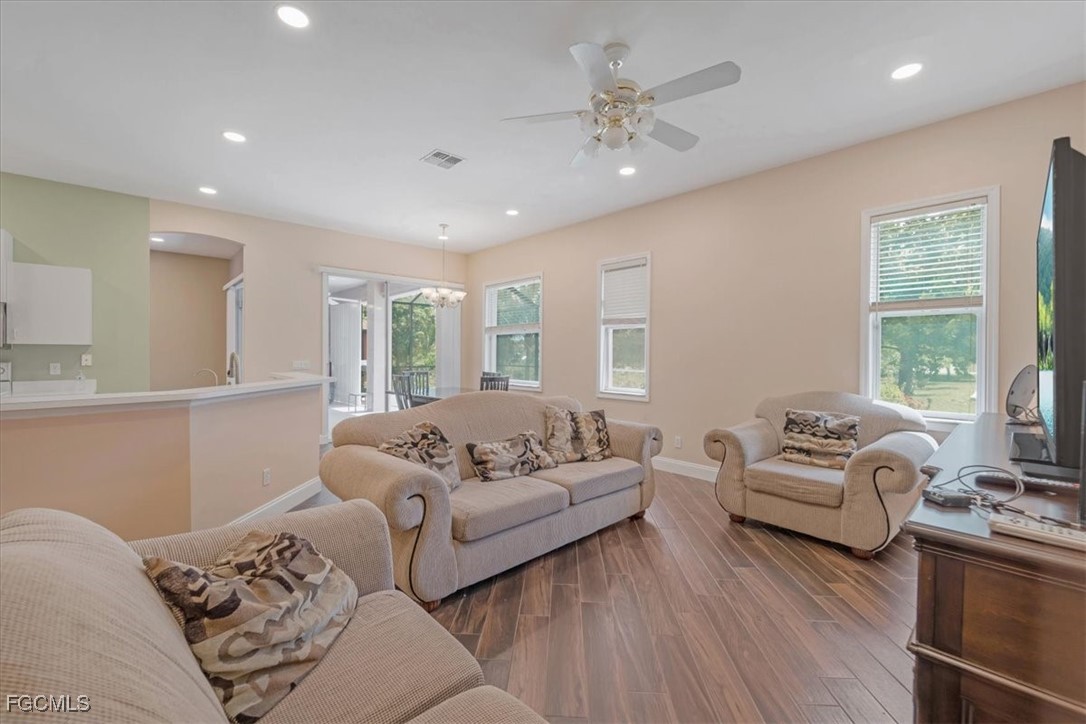 3 Bed Pool Home for Sale in Lehigh Acres, photo 4