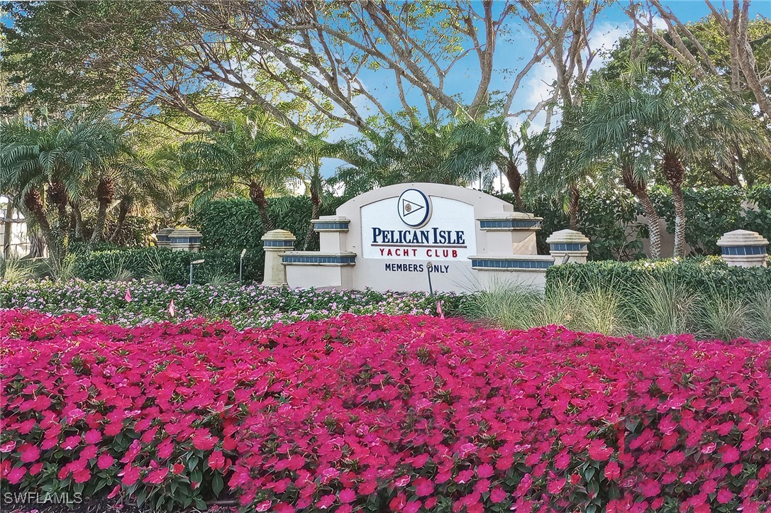 3 Bed Waterfront Home for Sale in Naples, photo 4