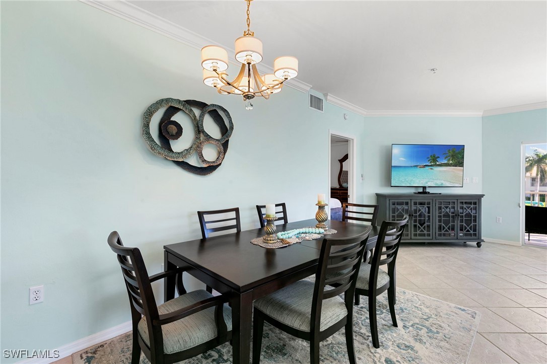 3 Bed Waterfront Home for Sale in Marco Island, photo 4