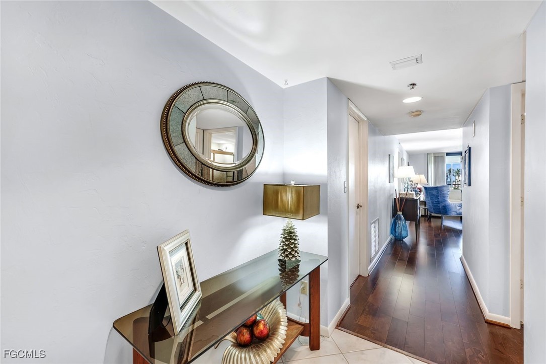 2 Bed Waterfront Home for Sale in Bay Harbor Club Condo, photo 4