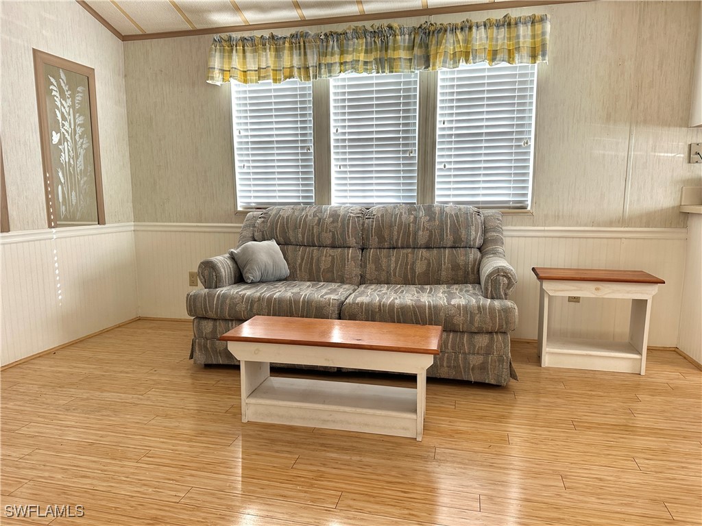 1 Bed ManufacturedHome for Sale in Estero, photo 4