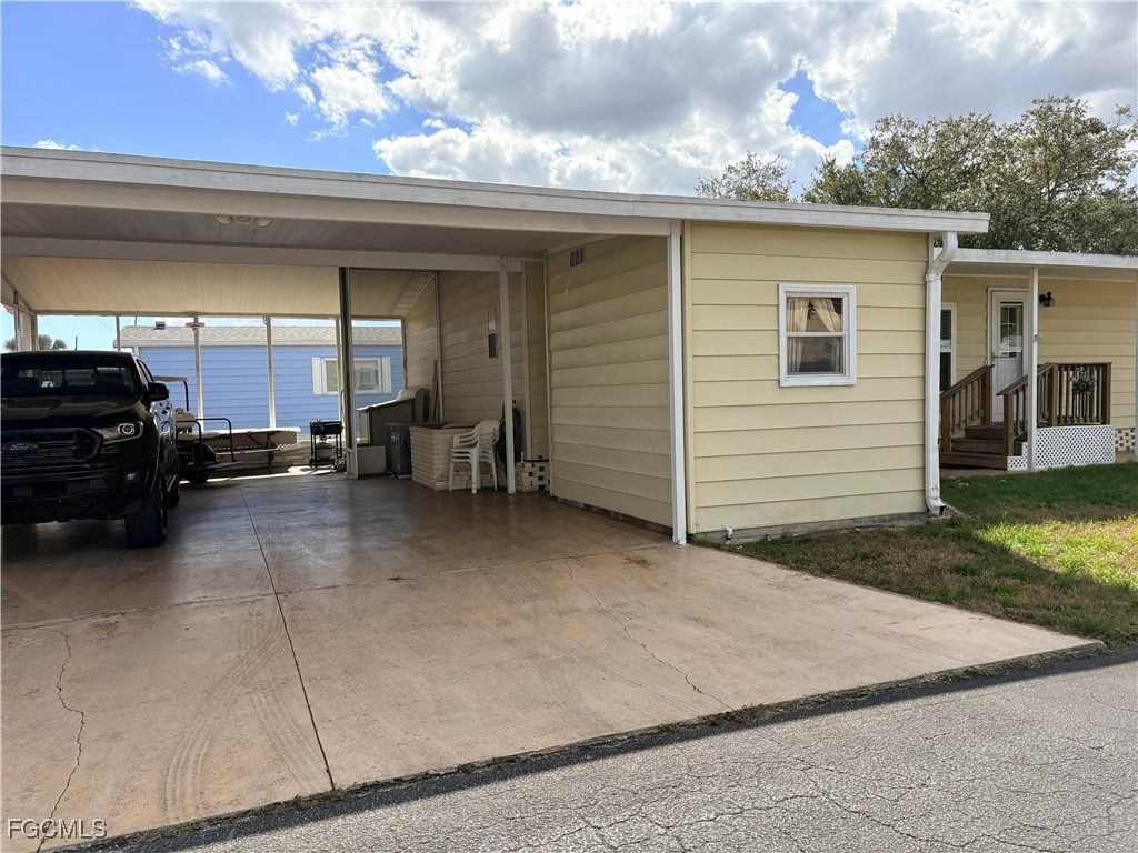 2 Bed ManufacturedHome for Sale in North Fort Myers, photo 4
