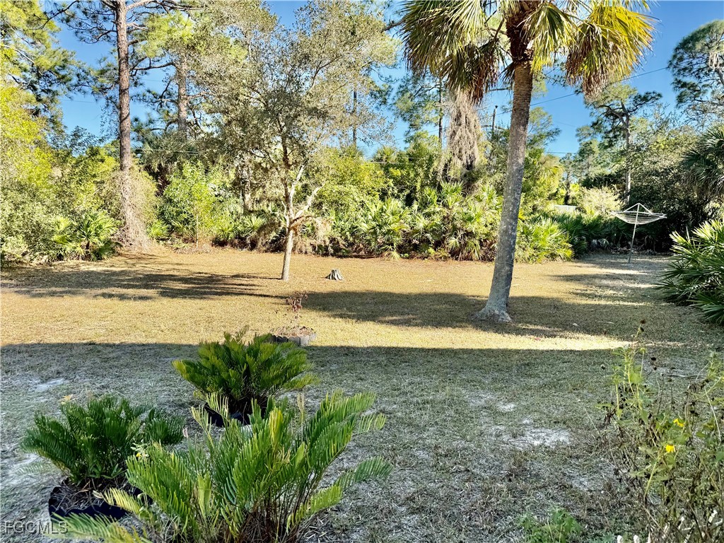 1 Bed SingleFamilyResidence for Sale in Lehigh Acres, photo 4
